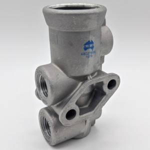 TP-3 tractor protection valve for heavy vehicle trailer air brake systems