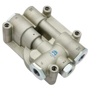TP-5 tractor protection valve for heavy vehicle air brake systems