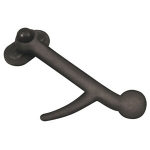 Right-hand cast corner post latch for trailer gate